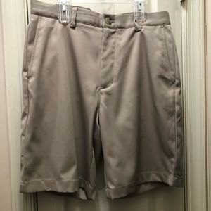 Vineyard Vines links short size 30 tan